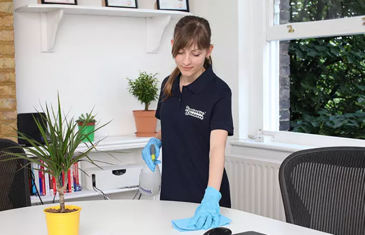 Why Office Cleaning Matters for Businesses in London