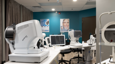 Why Brampton Residents Trust Uptown Eye Specialists for Their Family’s Eye Care