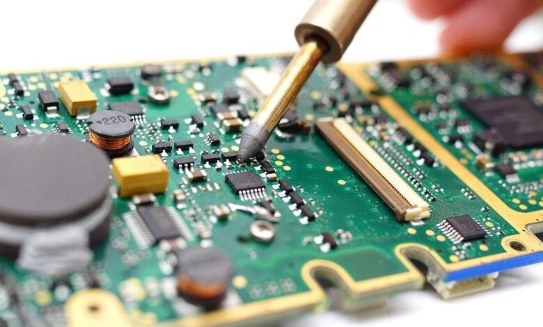 Accelerating Engineering Workflow With Fast Quick-Turn PCB Services